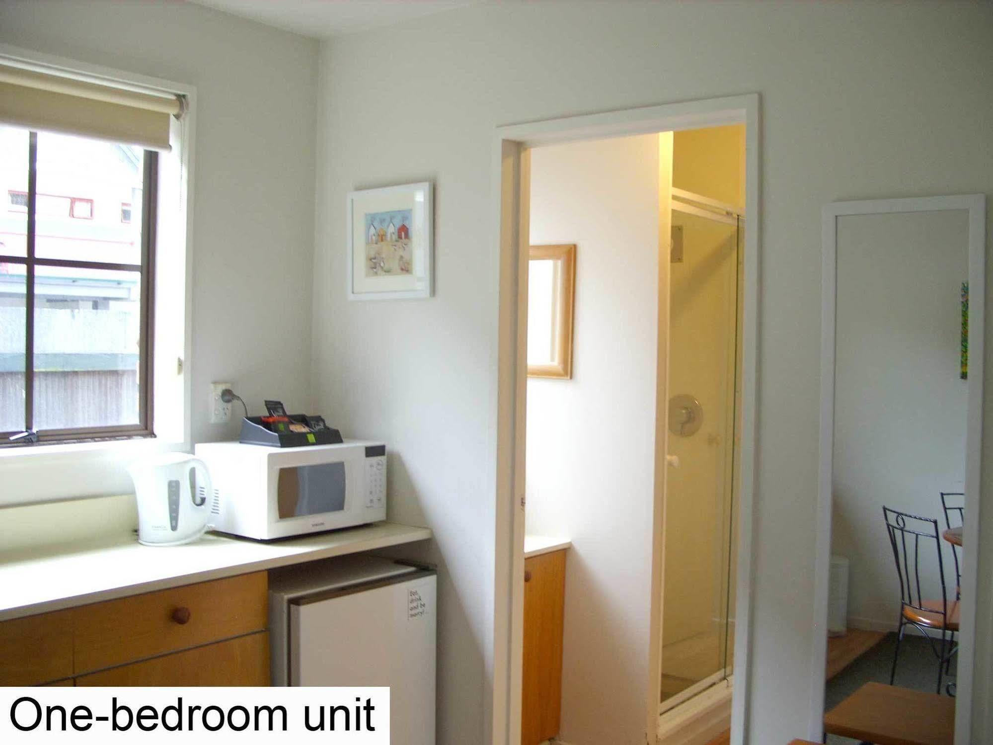 Tudor Court Motel Christchurch Esterno foto