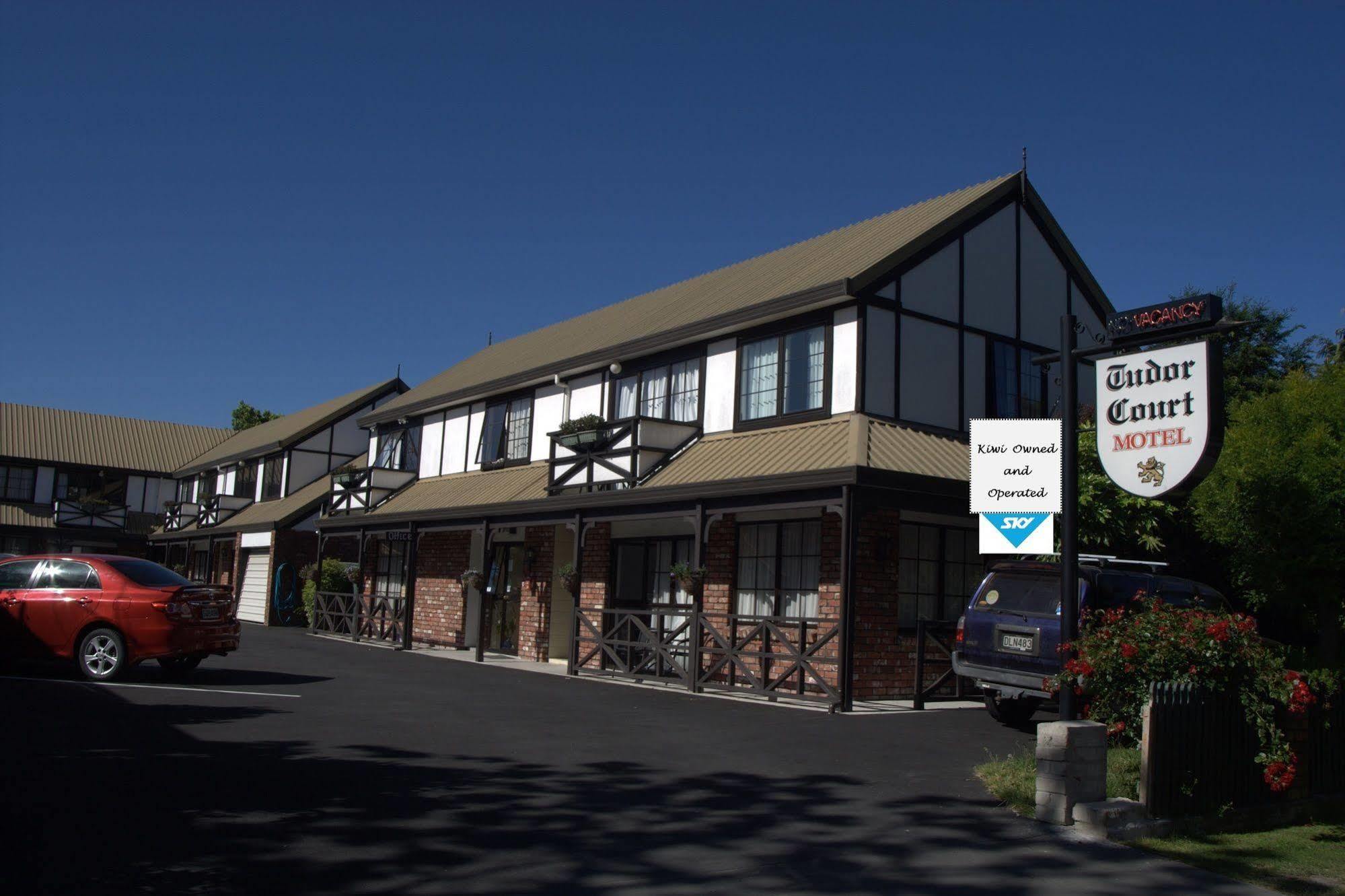 Tudor Court Motel Christchurch Esterno foto