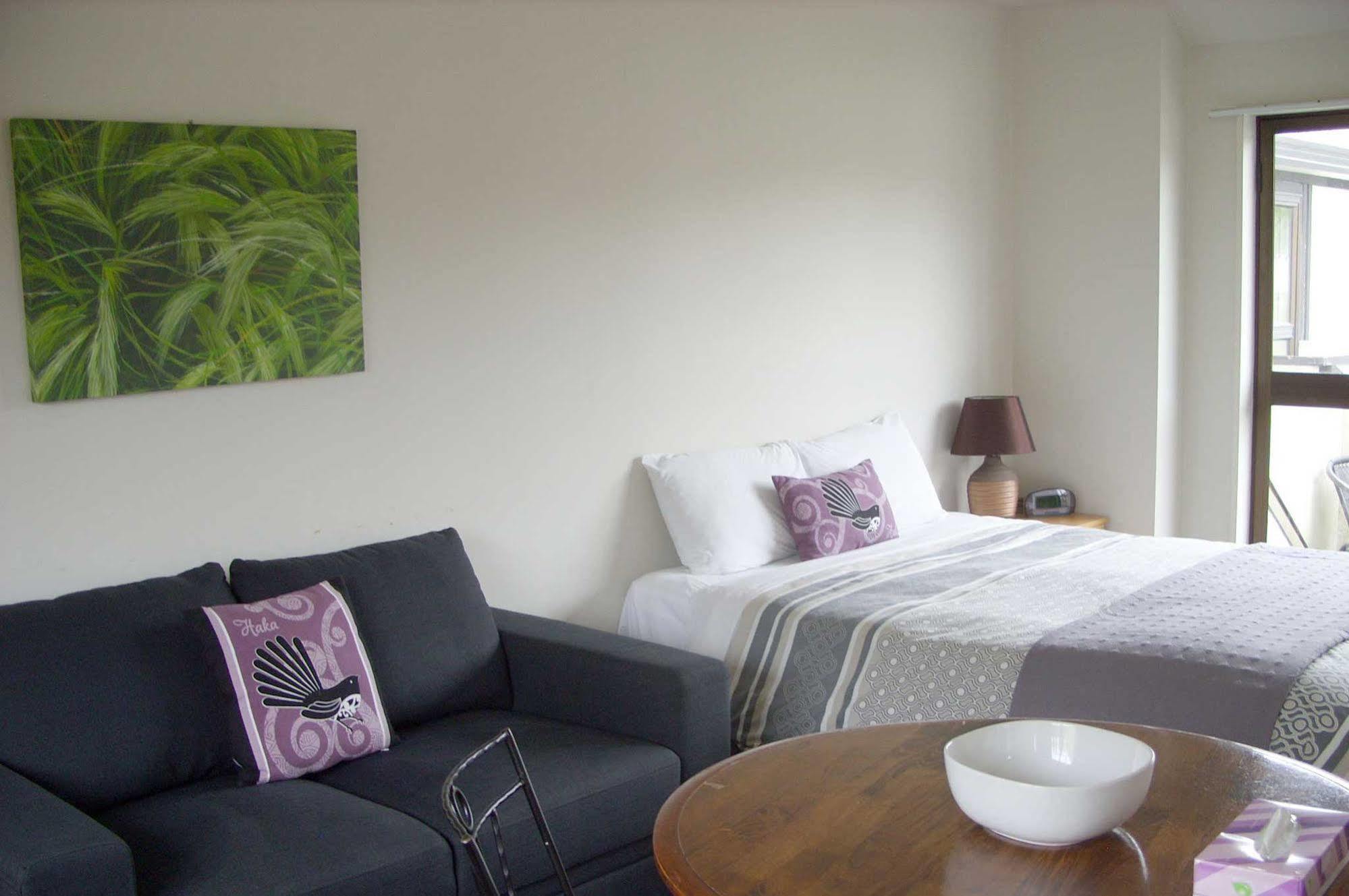 Tudor Court Motel Christchurch Esterno foto